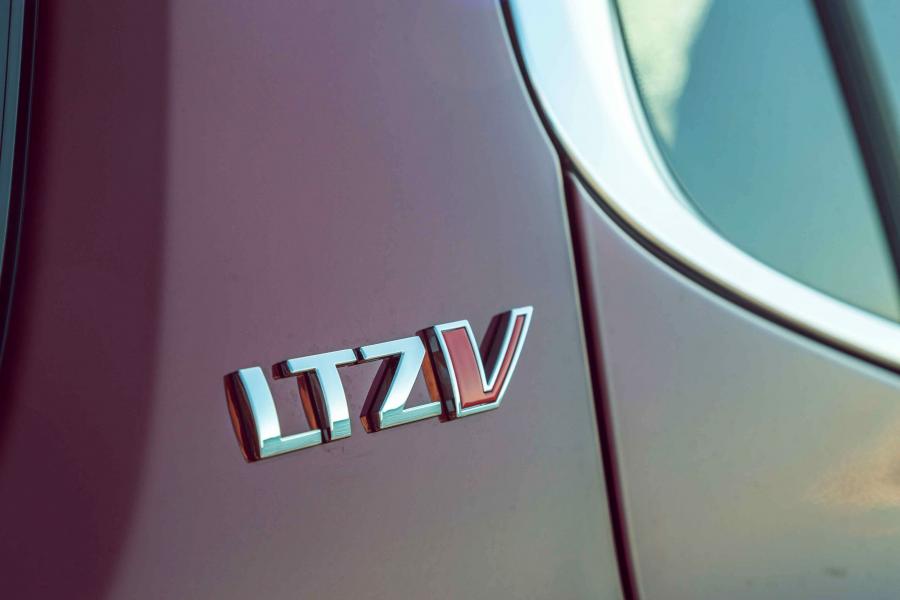 Логотип Holden Acadia LTZ-V 2018 года  (фото 6 из 11)